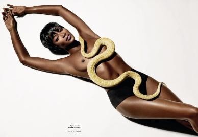 Naomi Campbell: Črna puma pokazala svoje čare