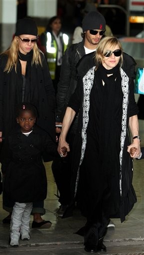 Madonna: Njeno bivšo menedžerko našli mrtvo