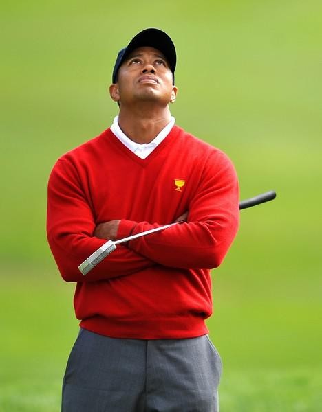 Tiger Woods: Varuje ga skoraj sto varnostnikov