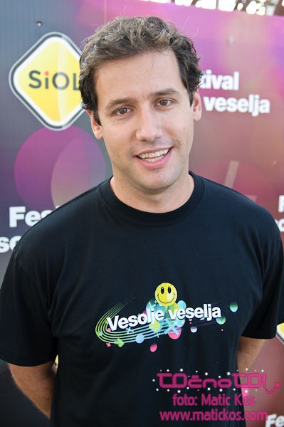 Peter Poles: Srečen v objemu svoje družine