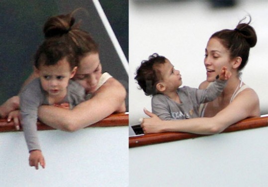 FOTO Nenaličena Jennifer Lopez objemala malega Maxa