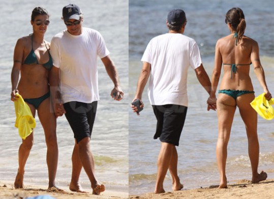 George Clooney: Njegova Elisabetta razgalila vse svoje čare!