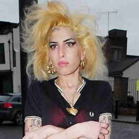 Ljubezen med Amy in Blakeom e vedno ivi