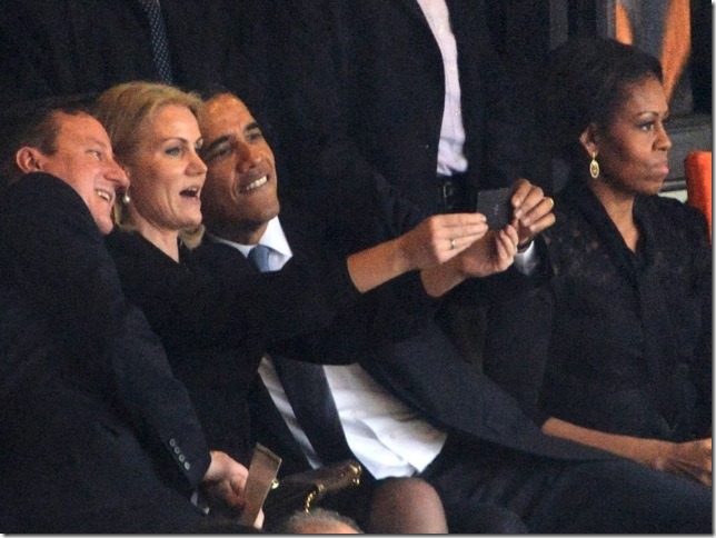 Foto! Je Michelle tako ljubosumna na Obamo?!