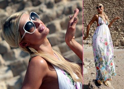 Pustolovska Paris Hilton obiskala Egipt in zajahala kamelo