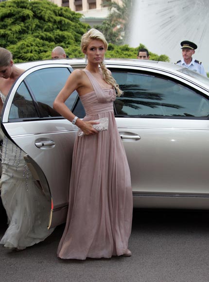 FOTO Paris Hilton v Cannesu očarala s pravljično lepo obleko