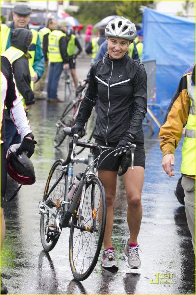 FOTO Pippa Middleton znova dokazala, da je v vrhunski formi