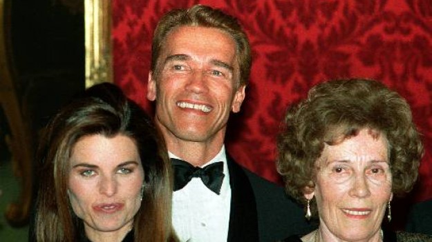 Arnold Schwarzenegger: Mama je mislila, da je gej