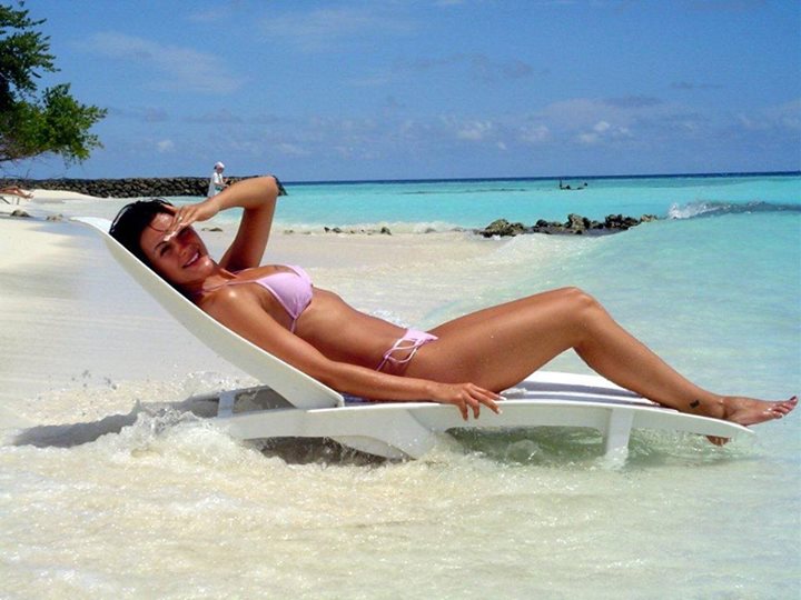 OPA! Rebeka Dremelj pokazala rajsko postavo