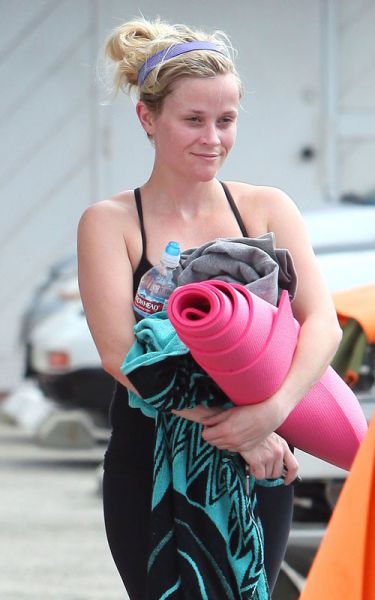 UJETA Reese Witherspoon brez ličil ni nič posebnega