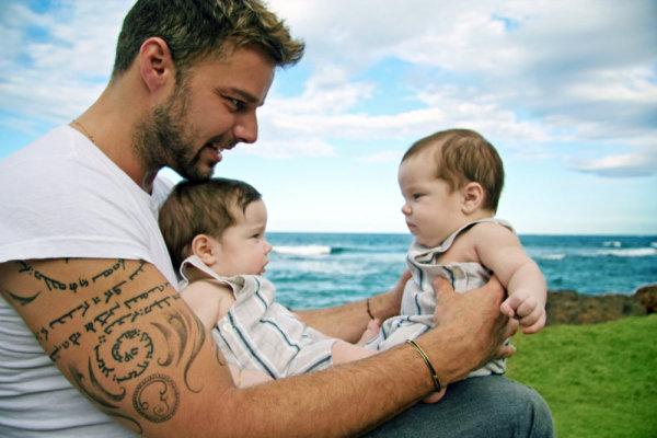 Ricky Martin: Posvojil bo še enega otroka!