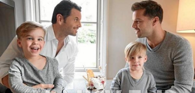 Ricky Martin je priznal: Čeprav sem gej, sem ljubil tudi ženske