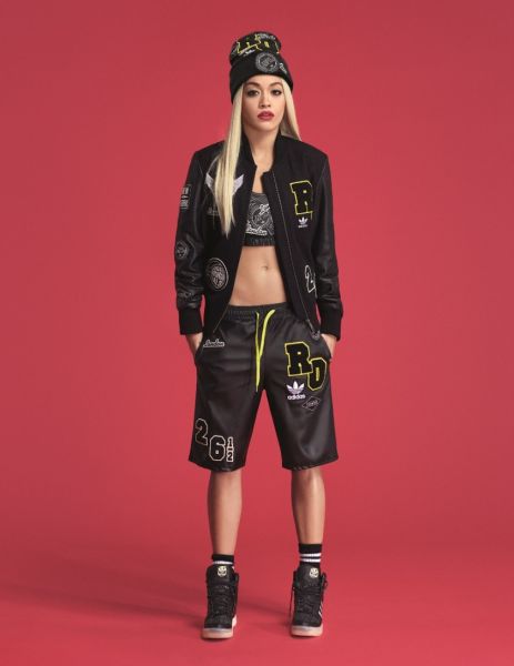 Rita Ora izdala uporniško kolekcijo oblačil