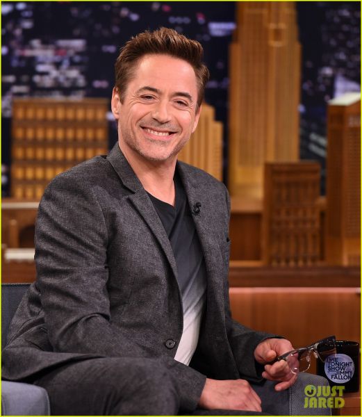 Opa! Robert Downey Jr. pokazal čustva