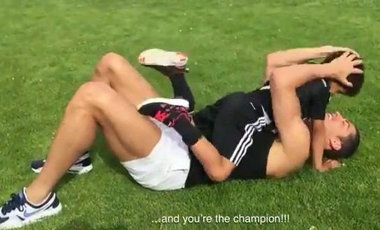 Video! Tako Ronaldo trenira s svojim sinom