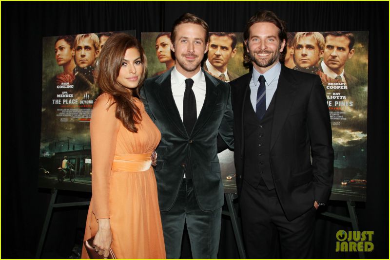 Eva Mendes in Ryan Gosling skupaj na rdeči preprogi
