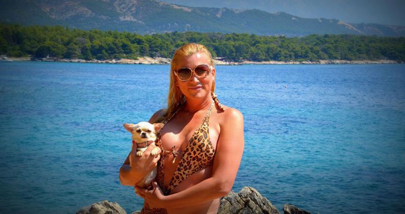 VROČE! Salome: Natakarica, ki je služila vojaški rok