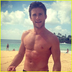 Razkril! Scott Eastwood: Zakaj je zavrnil 50 odtenkov sive?