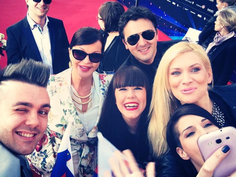 Je naša ekipa želela posnemati rekorden zvezdniški selfie?