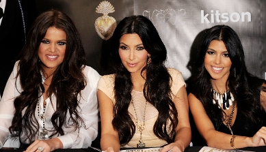 FOTO Sestre Kardashian izgledajo kot trojčice