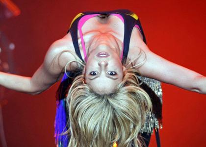 VIDEO Vroča Shakira stresala boke in zadnjico