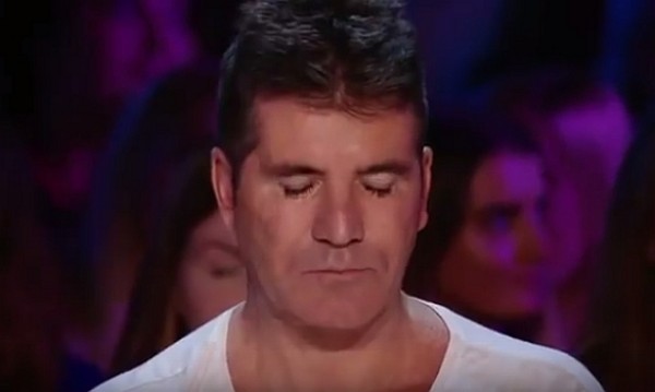 Žalostno! Simon Cowell zajokal pred milijoni