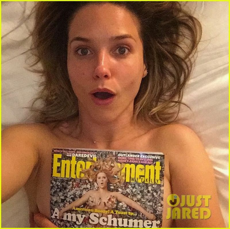 Ops! Sophia Bush na Instagramu zgoraj brez?!