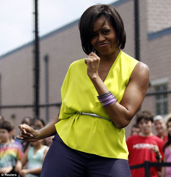VIDEO Michelle Obama ob zvokih Beyonce migala z ritko