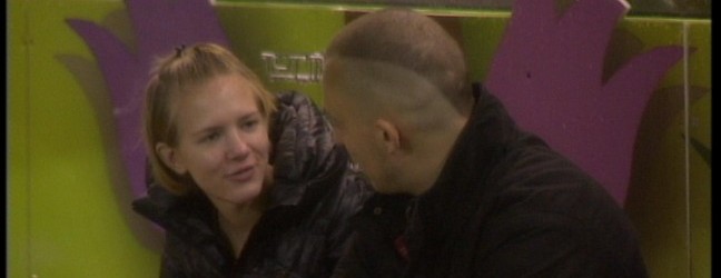 VROČE Big Brother slavnih: Teja je priznala, da jo fant večkrat pretepe!