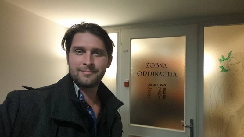 VAU! Tomaž odšel po bleščeč nasmeh