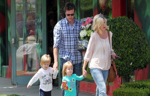 Tori Spelling ima novega ljubljenčka: Kupila je pujska!
