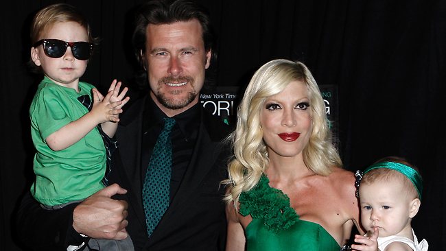 Žalostno: Tori Spelling ujeta v nesrečnem zakonu