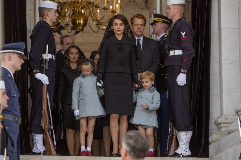 Poglejte, kako je zablestela v vlogi Jackie Kennedy
