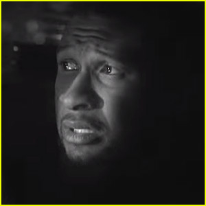 Usher je prisostvoval lastnemu pogrebu