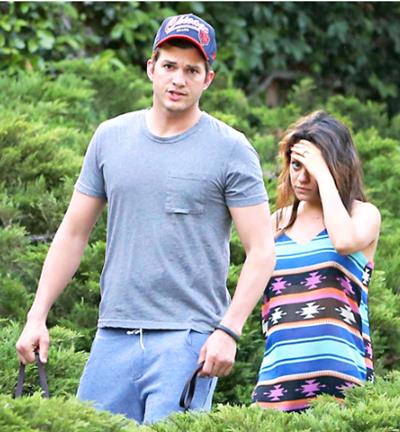 Foto! Mila Kunis: Skrila je svoj trebušček