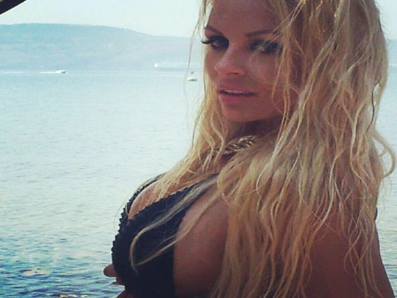SEKSI Špela Grošelj: Zavidala bi ji tudi Pamela Anderson