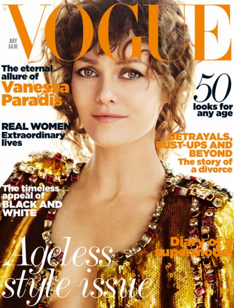 FOTO Johnny Depp in Vanessa Paradis tik pred poroko: Pokazala je zaročni prstan!