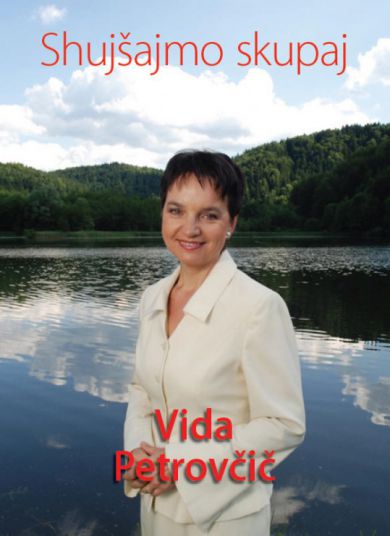 Opa! Vida Petrovčič: Kmete obnorela z dekoltejem do popka!