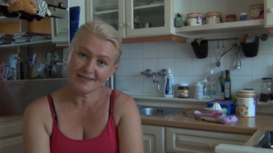 Vroče! Vlasta (Kmetija): Tako seksi, da bo zmedla hčerinega fanta?!