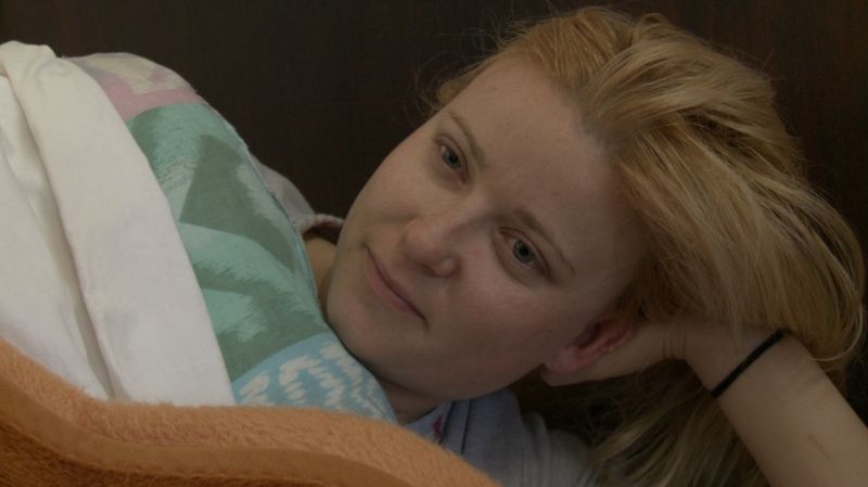 Kmetija: Nov začetek! Je Elizabet priznala seks z Denisom?