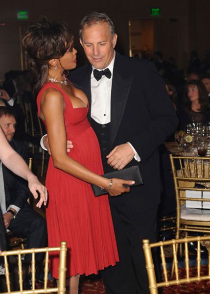 Katera bo zamenjala Whitney Houston v Osebnem stražarju?