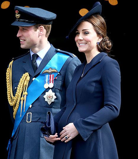 Foto! Kate Middleton ima samo še mesec dni do poroda!