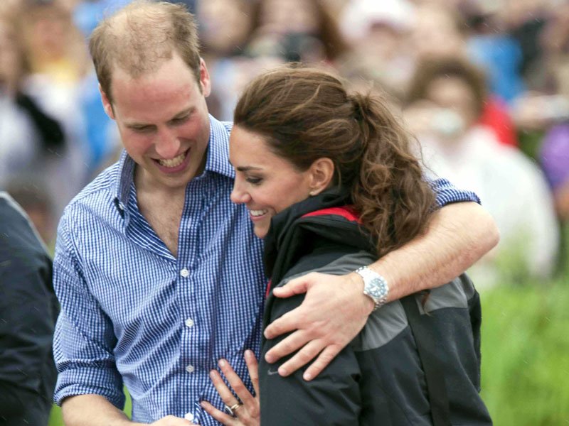 Princ William in Kate Middleton razjezila svoje sosede