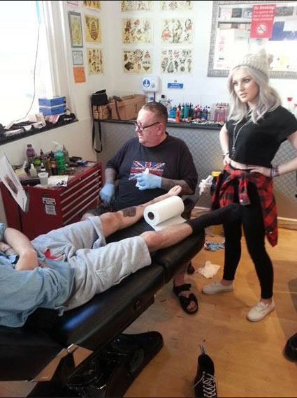Perrie iz Little Mix: Zaradi Zayna razmišlja, da bi si dala narediti tatu?