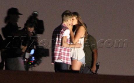 Foto: Justin Bieber: V novem videospotu se mečka z lepotičko!