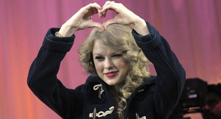 Taylor Swift: Postavila je še en rekord!