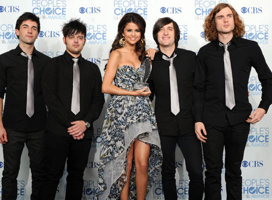 Selena Gomez: Odslej solo pevka, nič več v skupini?
