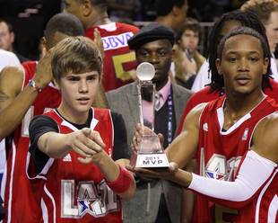 VROČE: Se bo Justin Bieber pojavil v 'Zvezde plešejo'?