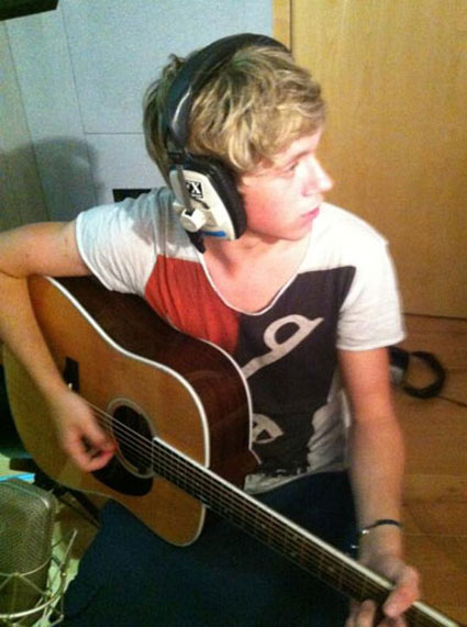 Vroče! Nial iz 1D: Na novem albumu bo igral kitaro!