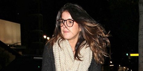FOTO: Dobrosrčna Shenae Grimes dala denar brezdomcu
